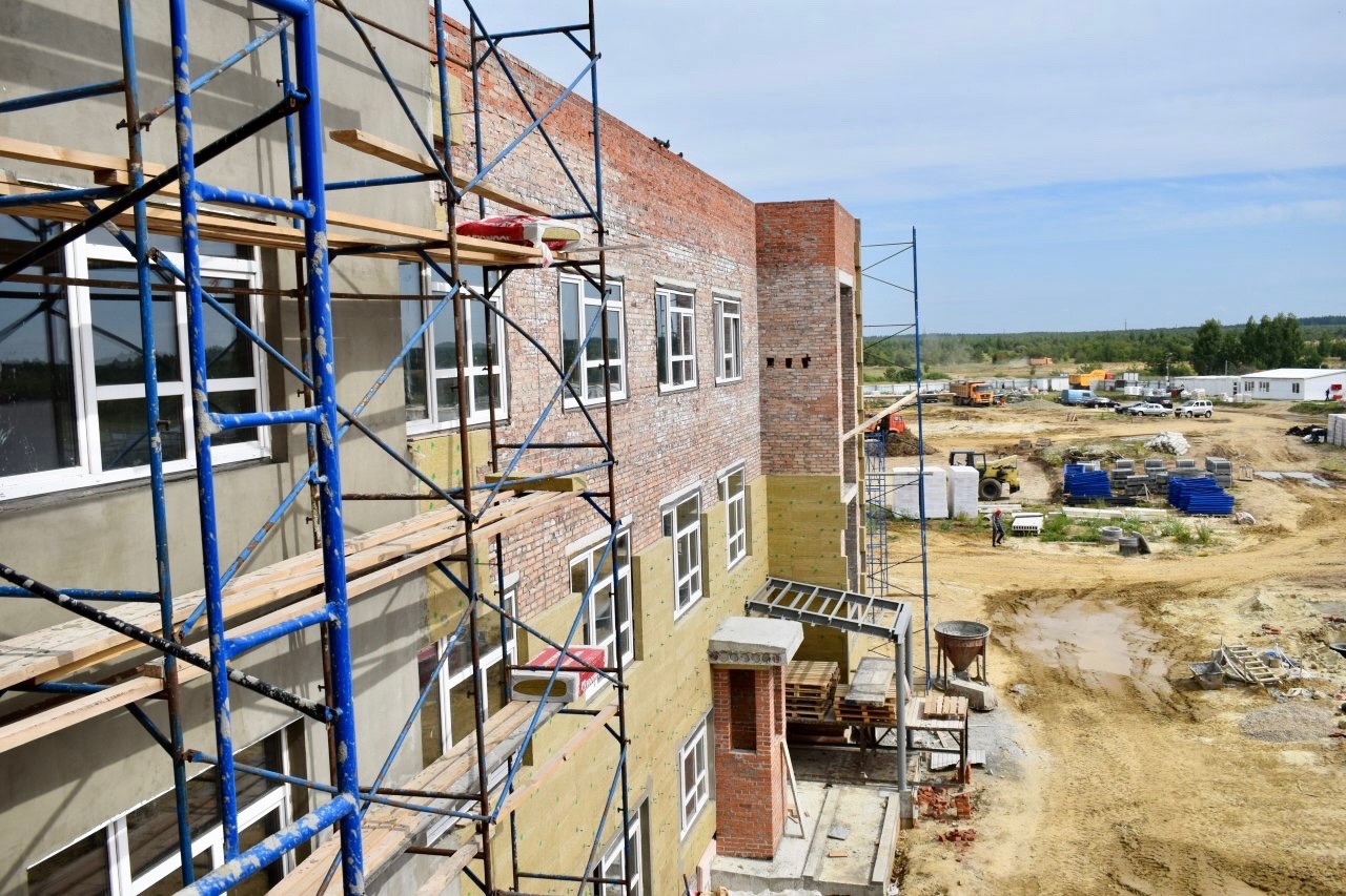 Строительство специального дома-интерната в Водорацке ведется по программе «Старшее поколение» нацпроекта «Демография».