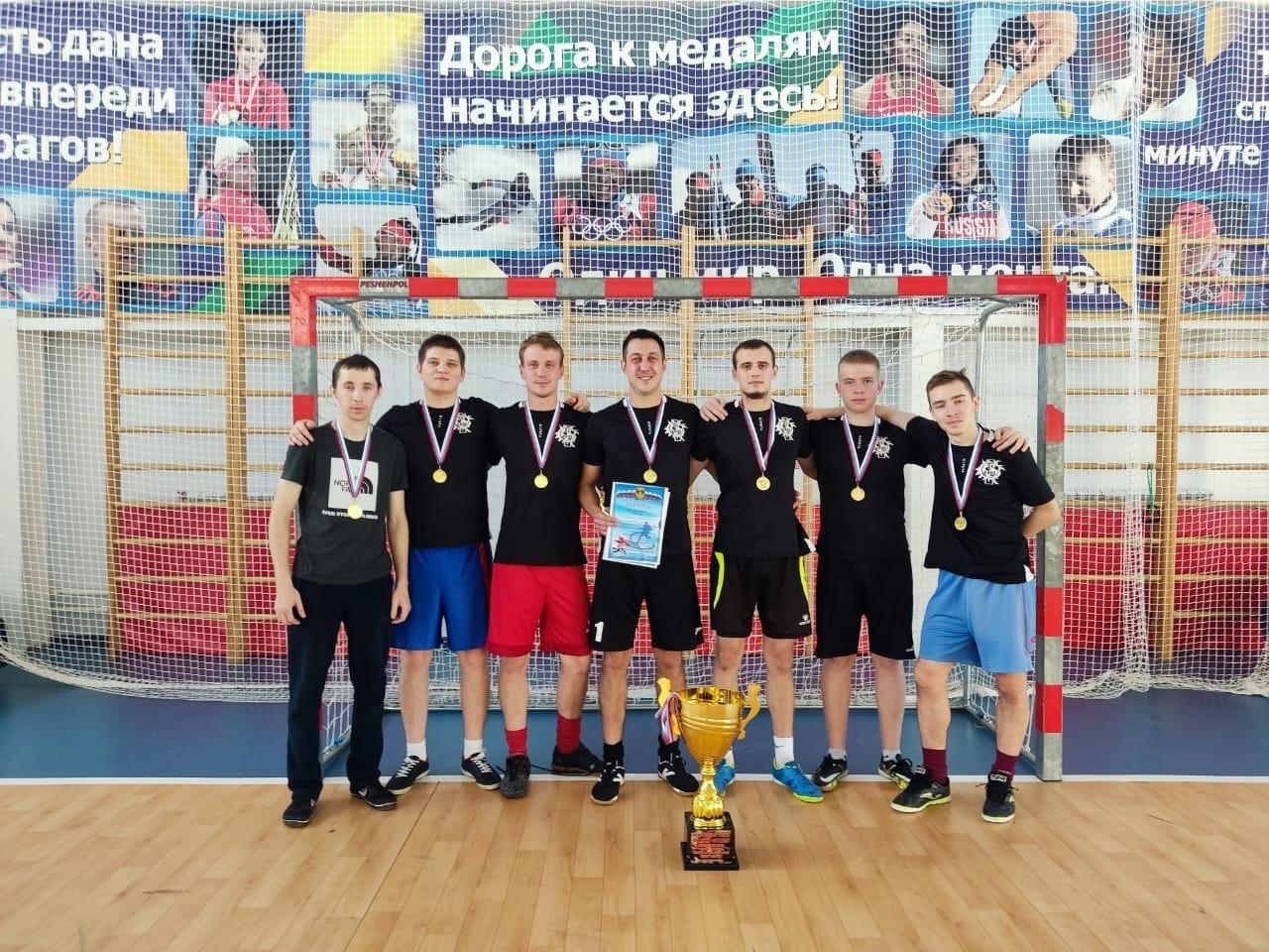 Команда Барышского района снова победила в межрайонном турнире по мини-футболу.