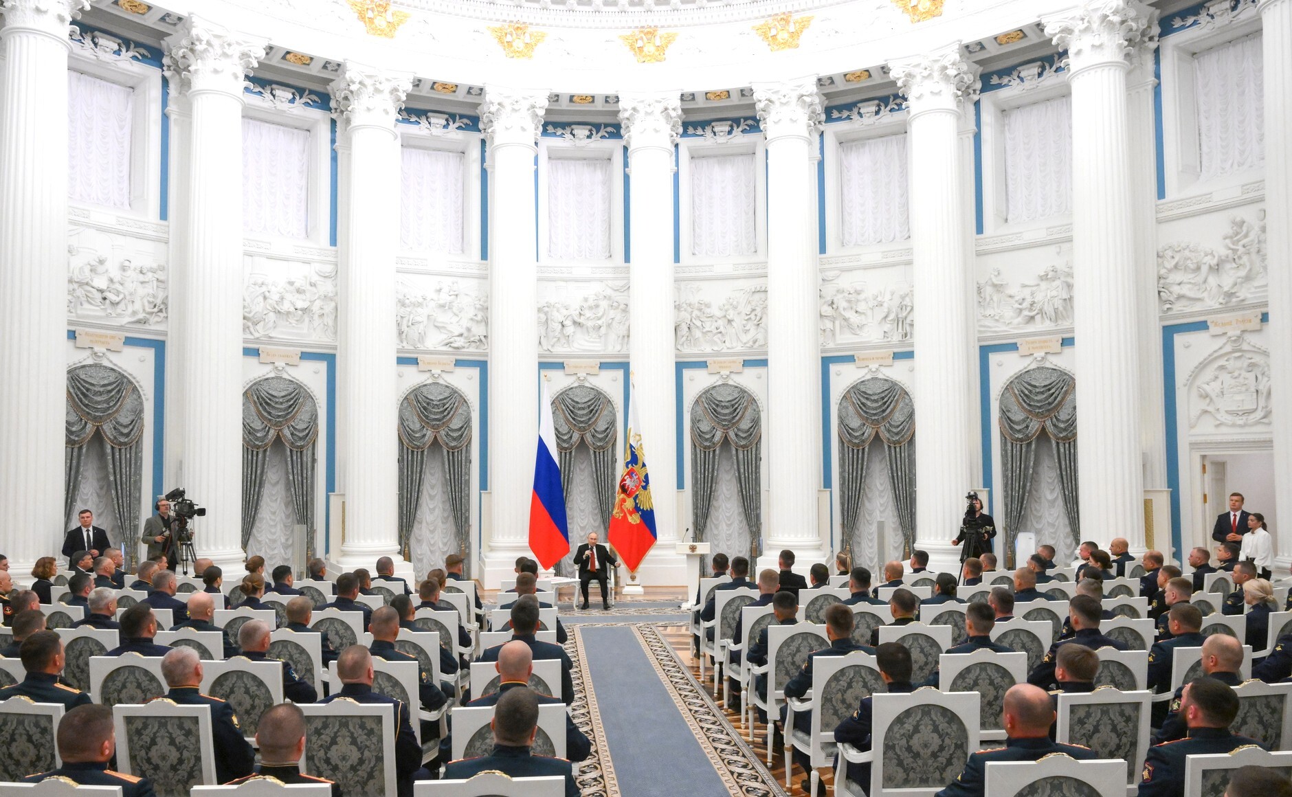 «Время героев».