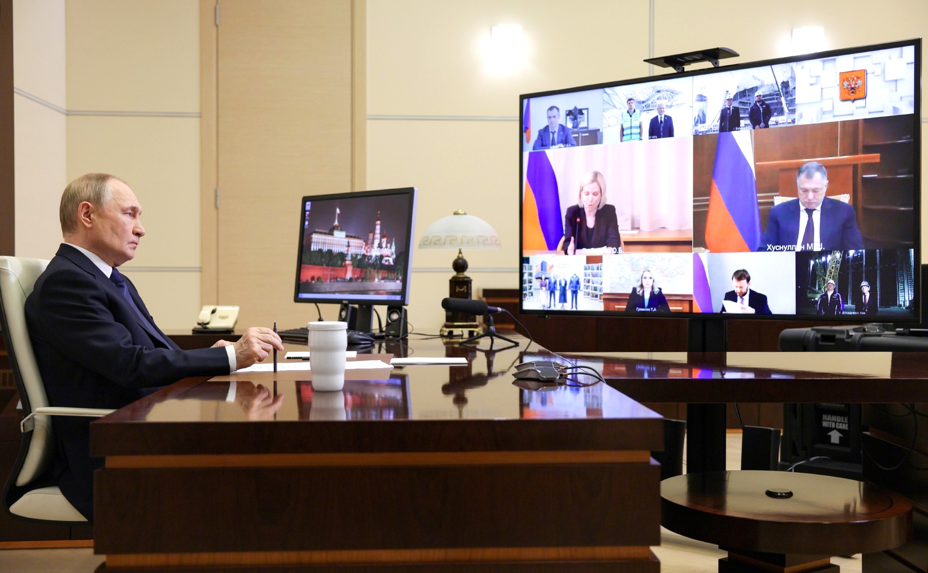 Совещание о ходе создания культурно-образовательных и музейных комплексов.