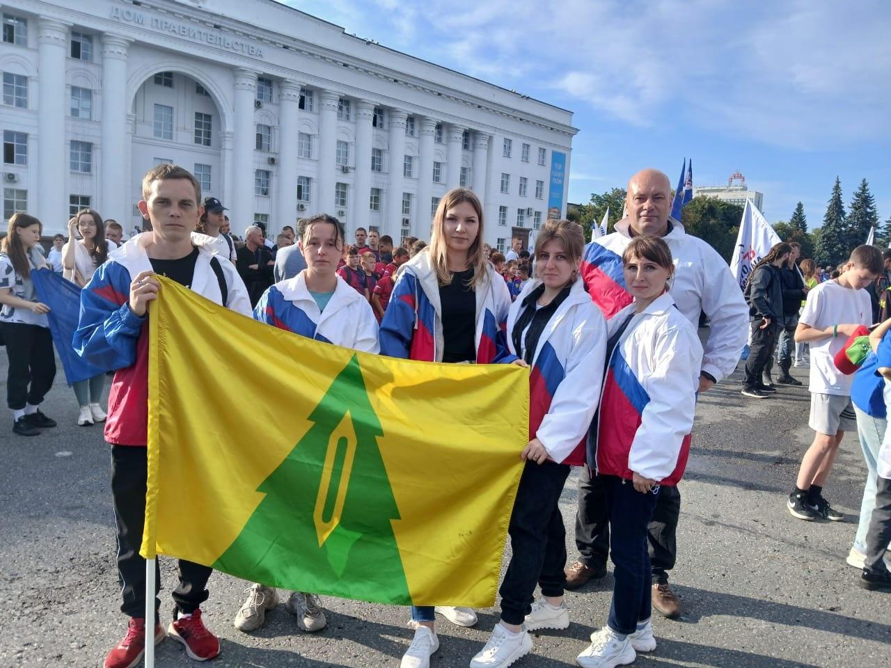 Барышцы приняли участие в параде физкультурников.