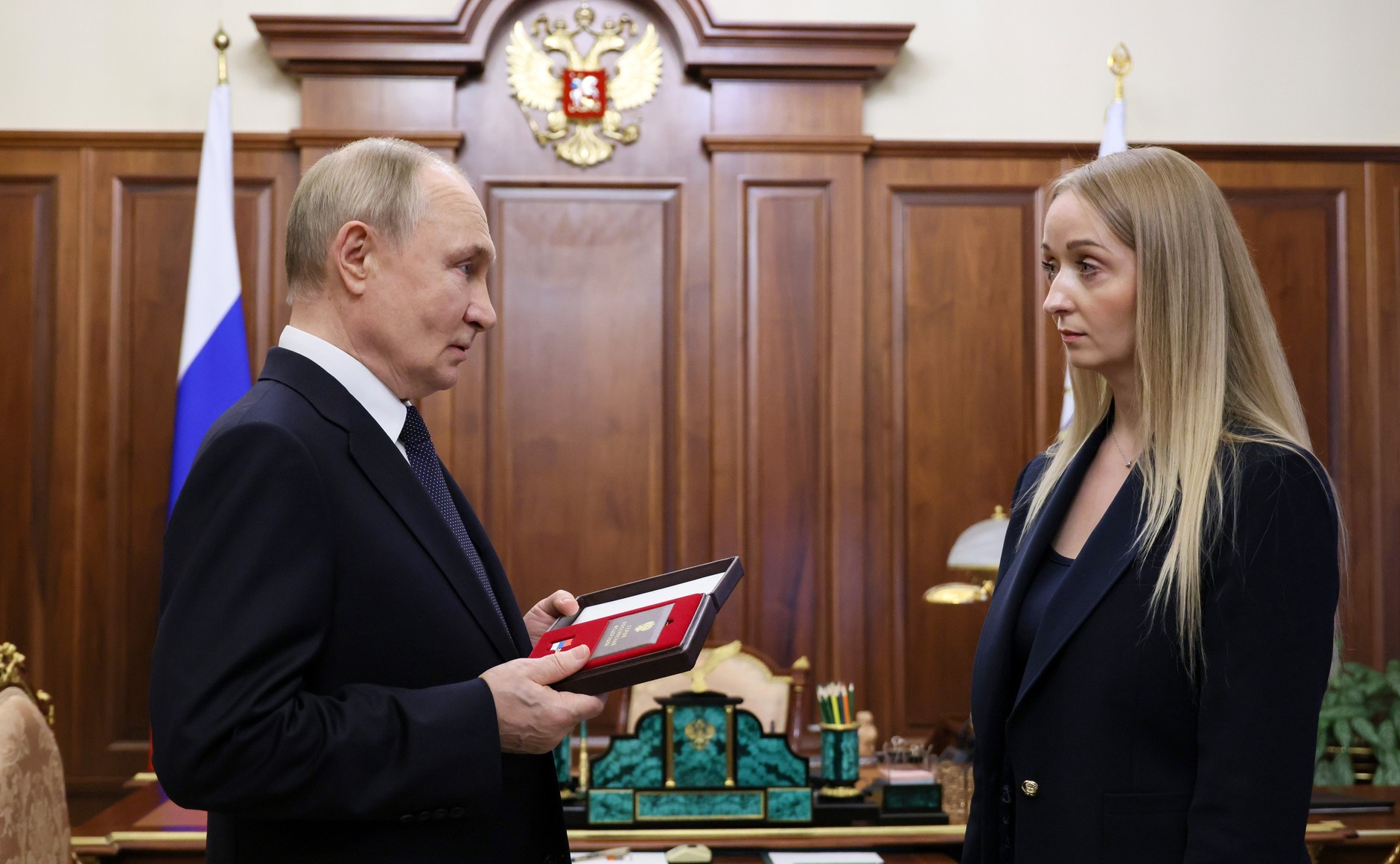 Встреча с вдовой Героя России Михаила Гудкова.
