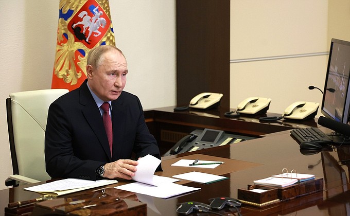 Совещание с членами Правительства  Владимир Путин по видеосвязи провёл совещание с членами Правительства. 10 июля 2024 года.