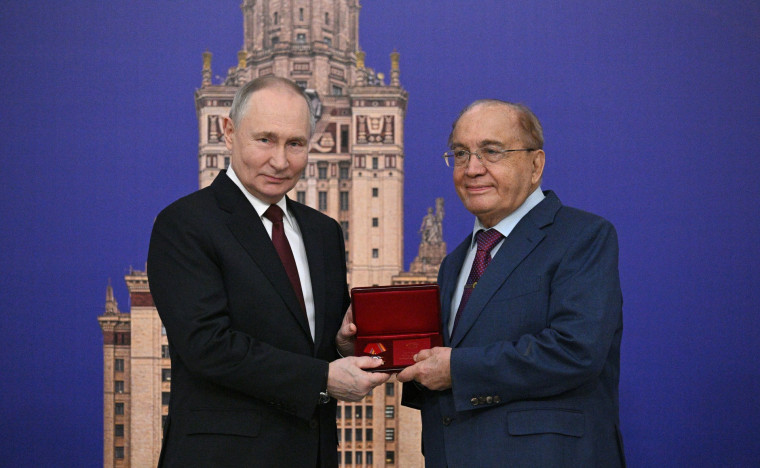Посещение Московского государственного университета имени Ломоносова. Посещение Московского государственного университета имени Ломоносова.
