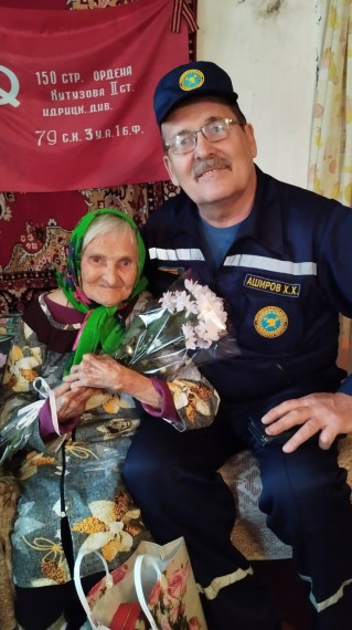 25 октября вековой юбилей отметила Кутырева Анастасия Ивановна.. 25 октября вековой юбилей отметила Кутырева Анастасия Ивановна..