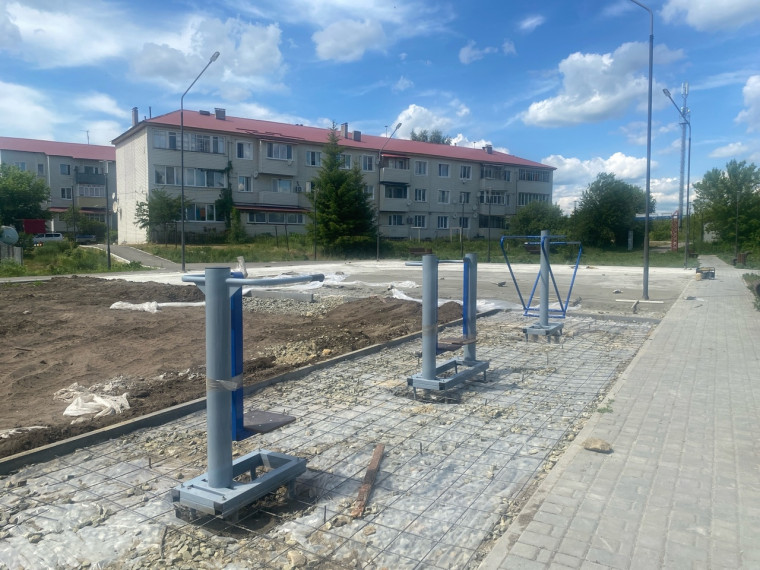 Благоустроенные места отдыха создаем в Барыше для жителей разных возрастов..